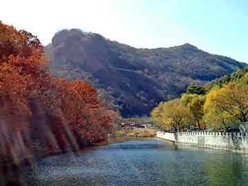 澳门二四六天天彩图库，孔芊芊